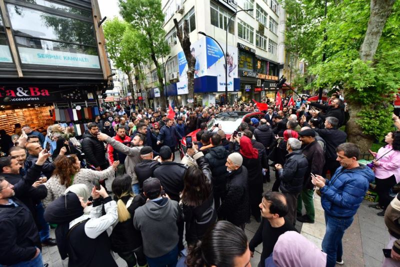 Milli otomobil TOGG Pendik’te yoğun ilgi gördü
