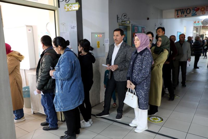 KARATAY BELEDİYE BAŞKANI HASAN KILCA OYUNU KULLANDI