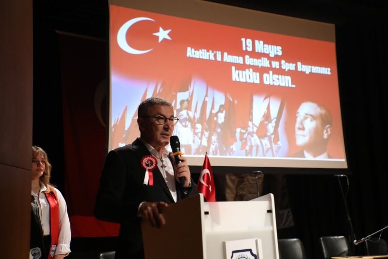 Eyüpsultan’da 19 Mayıs coşkuyla kutlanıyor