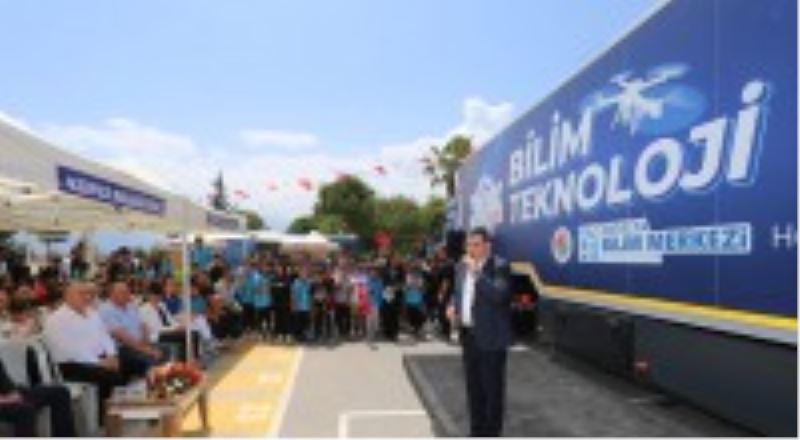 Kepez’in Bilim Teknoloji Tırı, öğrencilerle buluştu