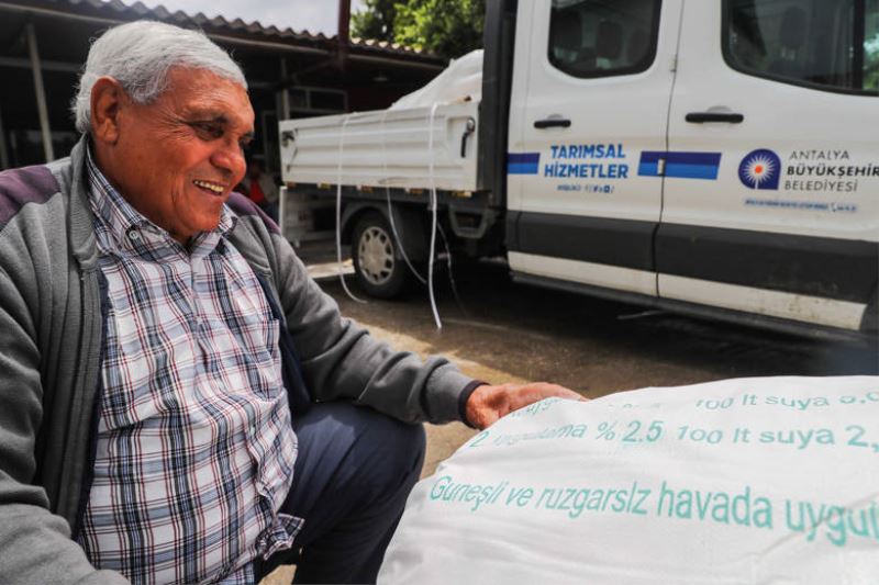 Büyükşehir Belediyesi çiftçilere desteğini sürdürüyor