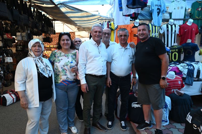 Başkan Topaloğlu, turizm pazarı esnafını ziyaret etti