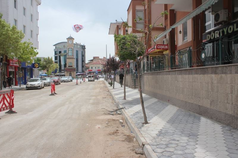 Eskişehir Caddesi’nde Çalışmalar Devam Ediyor
