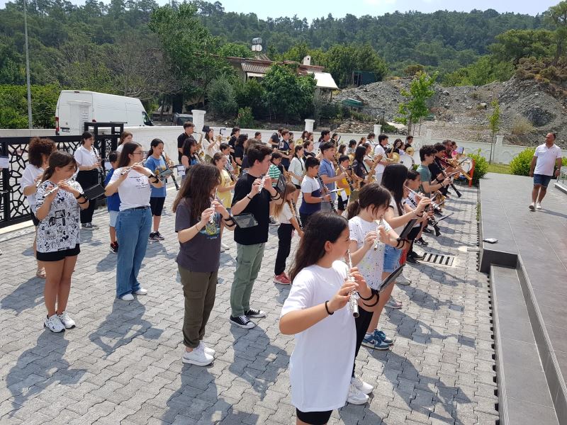 Kemer’de 100 kişilik Cumhuriyet Bandosu kuruluyor