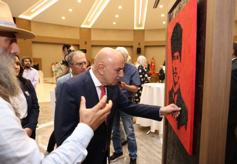 Sevgi Yolculuğu Karma Sergisi Keçiören’de açıldı