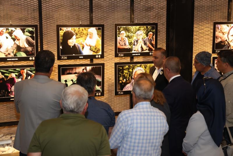 MERAM’DA SREBRENİTSA KATLİAMININ YIL DÖNÜMÜNDE ANLAMLI SERGİ