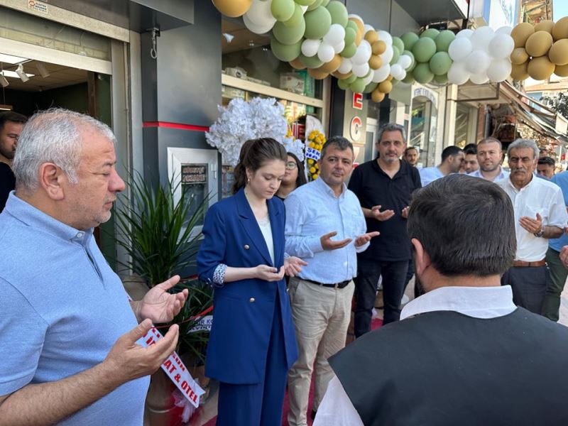 Belediye Başkanımız Serkan Koyuncu Eczane Açılışına Katıldı