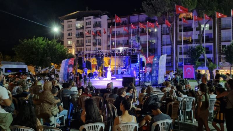 SANATIN RİTMİ İNCİRLİOVA’DA ATTI