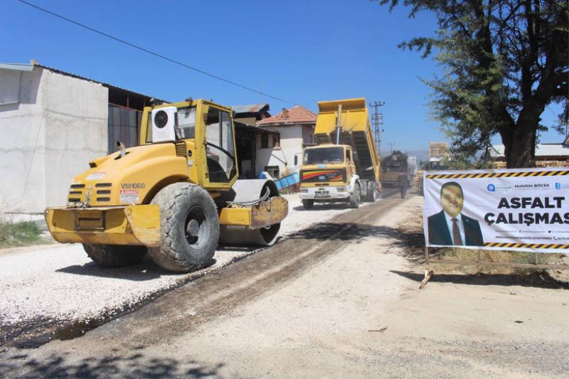 Uzunoluk ve Alaaddin mahallelerinde  kanalizasyon tamam, sıra asfaltta