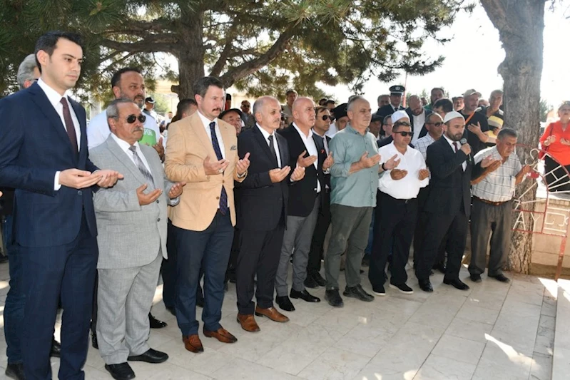Giresunlular Şehitliği Çelenk Sunma Töreni