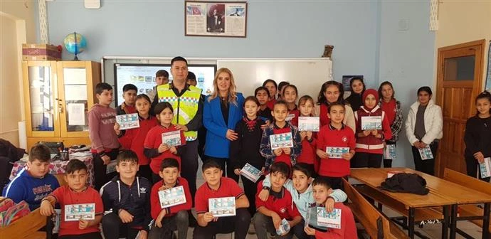 ALANYA BELEDİYESİ’NDEN KIRSALDAKİ ÇOCUKLARA TRAFİK EĞİTİMİ