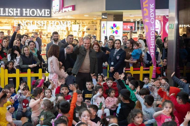 Başkan Seçer, Sayapark AVM’yi Ziyaret Etti
