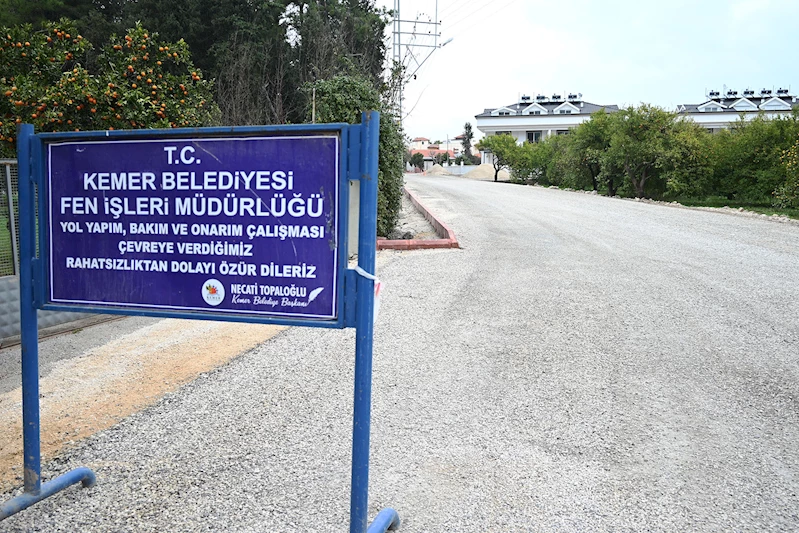 Kemer’de kaldırım çalışmaları