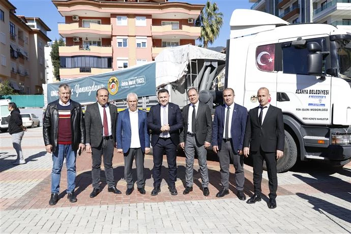 FELAKETİN YIL DÖNÜMÜNDE DEPREMZEDELER UNUTULMADI