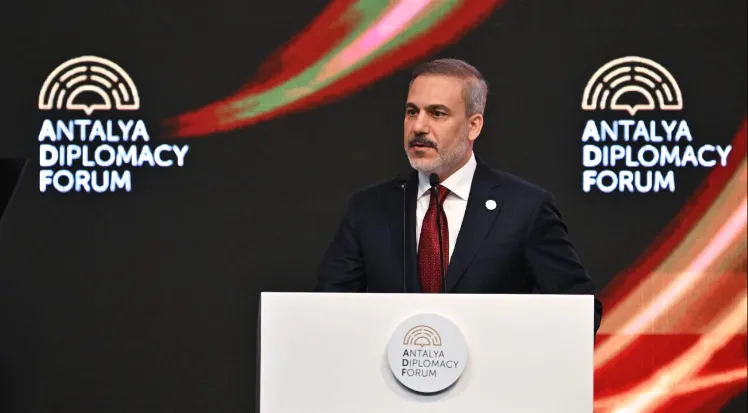 BAKAN FİDAN