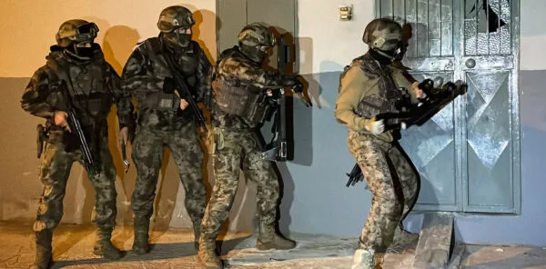 ANTALYA DAHİL 3 İLDE NARKOÇELİK-11 OPERASYONU