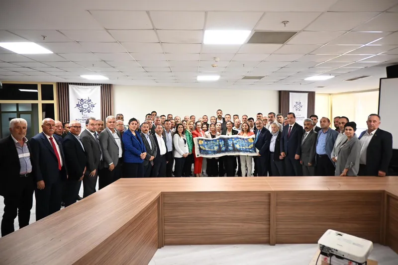 Aydın Büyükşehir Belediye Başkanı Özlem Çerçioğlu Efelerli Muhtarlarla Toplantı Gerçekleştirdi