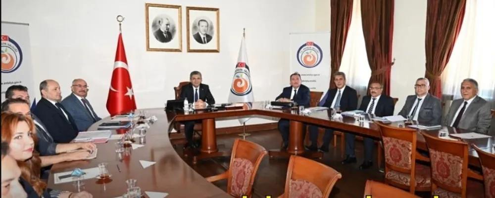 VALİ HULUSİ ŞAHİN ANTALYA’NIN ‘KIZILARIK’ SORUNU İÇİN DÜĞMEYE BASTI