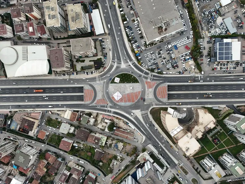 YENİDOĞAN KAVŞAĞI HİZMETE AÇILDI