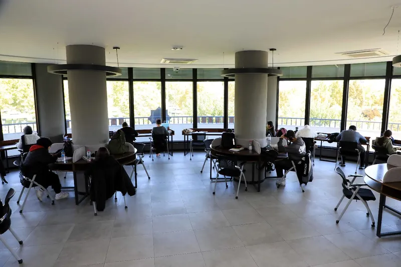 Adalet Parkı Millet Kütüphanesi