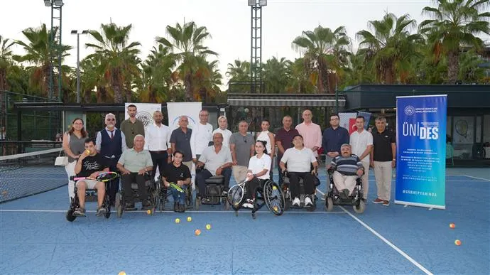 ENGELSİZCE ADIMLAR: TENİS İLE YENİ BAŞLANGIÇLAR PROJESİ TANITILDI