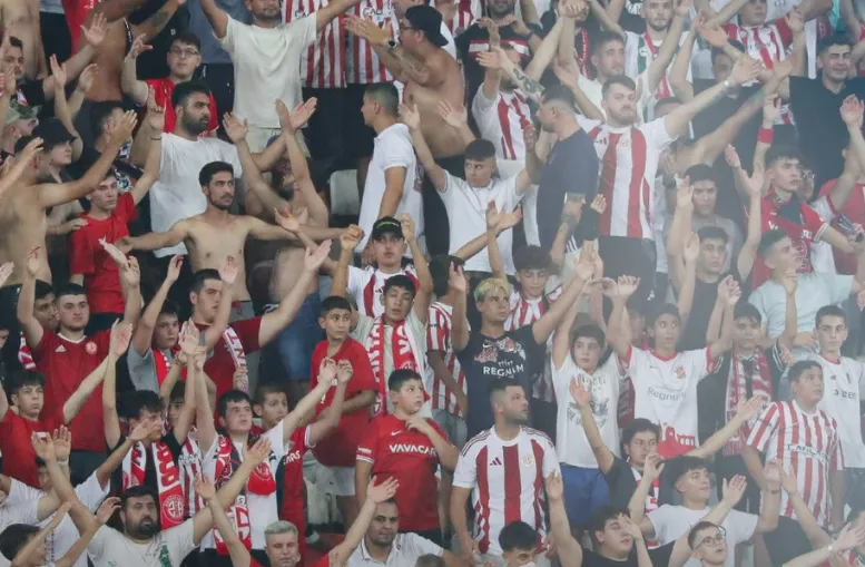 ANTALYASPOR’UN 7 TL’LİK BİLET KAMPANYASINA KOMBİNE SAHİPLERİNDEN TEPKİ 