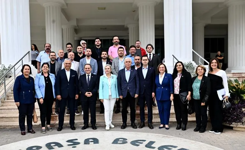 Muratpaşa Belediye Başkanı Uysal: 