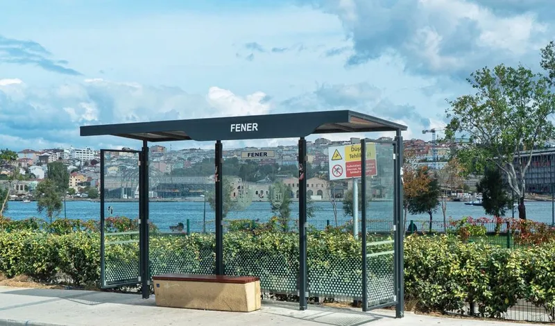 İETT YATIRIMLARINA DURAKLARDA DA DEVAM EDİYOR