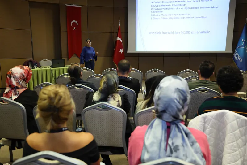 Küçükçekmece Belediyesi Personeline Temel İş Sağlığı ve Güvenliği Eğitimi