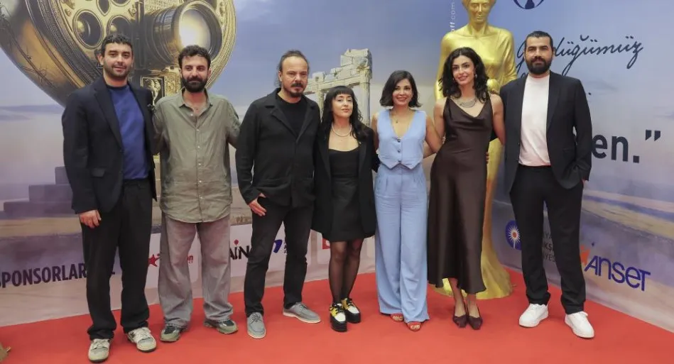 ALTIN PORTAKAL’DA BEYAZPERDEYE HAYATTA KALMA HİKÂYELERİ YANSIDI