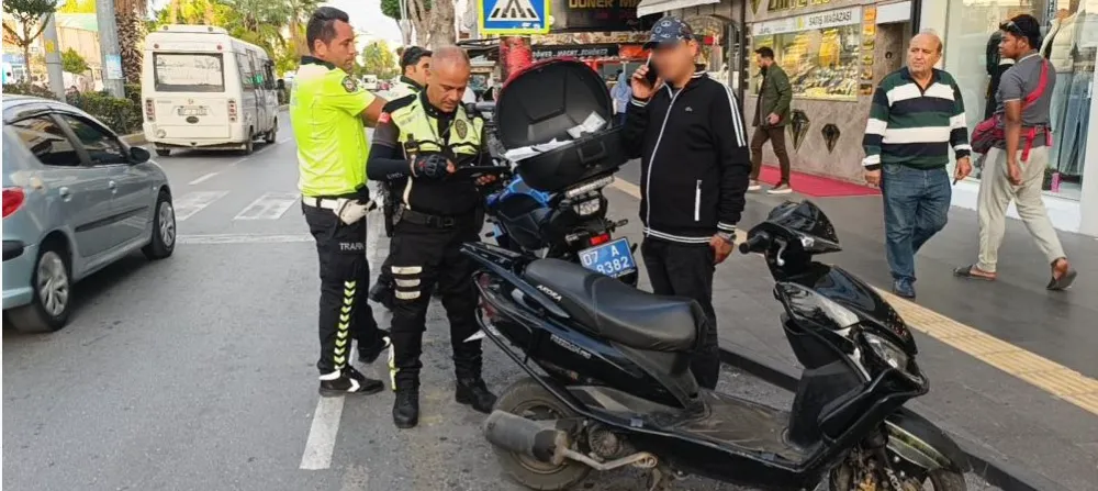 YAYAYA YOL VEREN OTOMOBİLE ARKADAN ÇAPTI 41 BİN 163 TL CEZA YEDİ