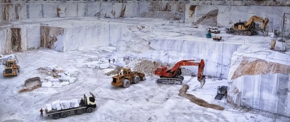 ANTALYA KAŞ’TA 140 FUTBOL SAHASI BÜYÜKLÜĞÜNDE BİR ALANDAN MERMER ÇIKARILACAK