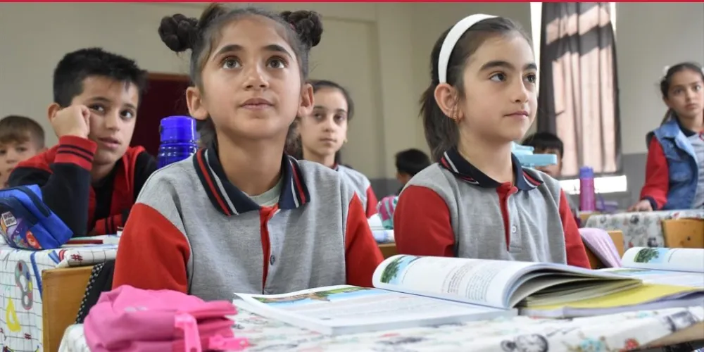 18 MİLYON ÖĞRENCİ İÇİN TATİL MOLASI BUGÜN SONA ERİYOR