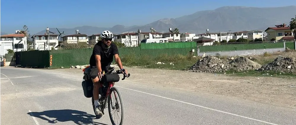 BİSİKLETLE 3 BUÇUK AYDA RİZE’DEN HATAY’A 2 BİN 500 KİLOMETRE YOL YAPTI