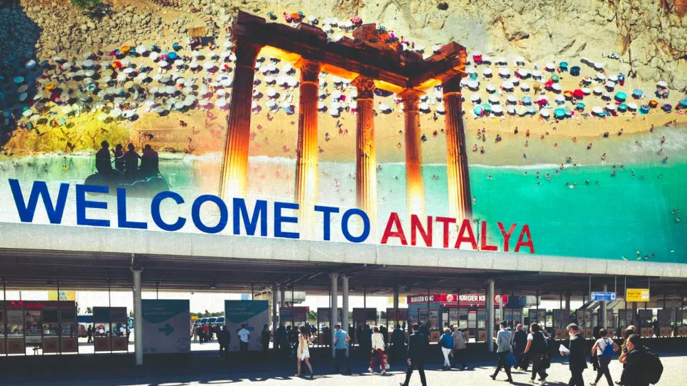 ANTALYA EKİM AYINDA ZİRVE YAPTI.. 10 AYDA 16 MİLYON TURİSTİ AŞTI