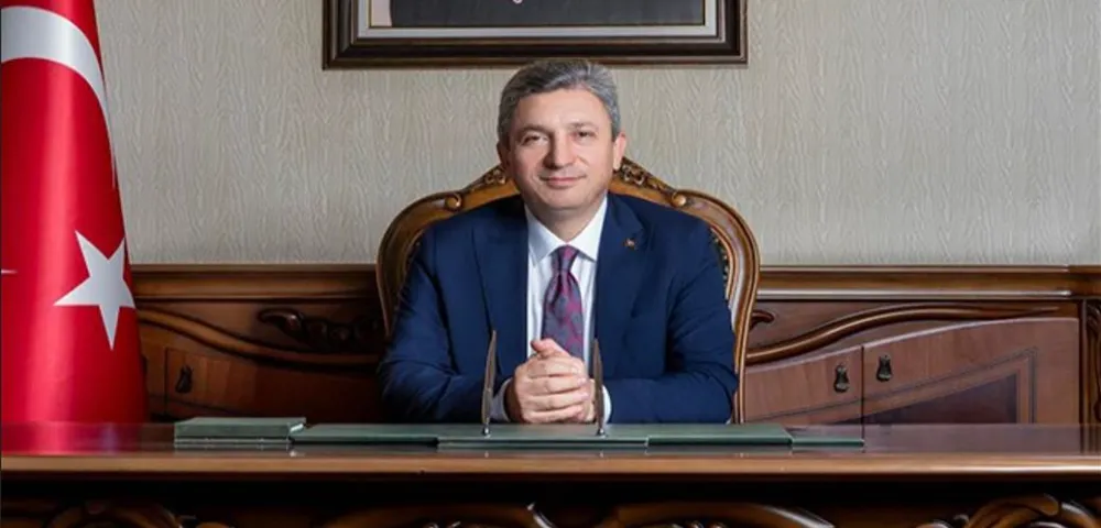 ‘OTEL KAPILARINI DEĞİŞTİRİN DEMİYORUZ YANGINA DAYANIKLI BOYA DA OLUR’