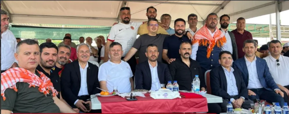 ANTALYALI AK PARTİ CHP MHP VE İYİ PARTİ’Lİ SİYASETÇİLER SERİK’TE BULUŞTU