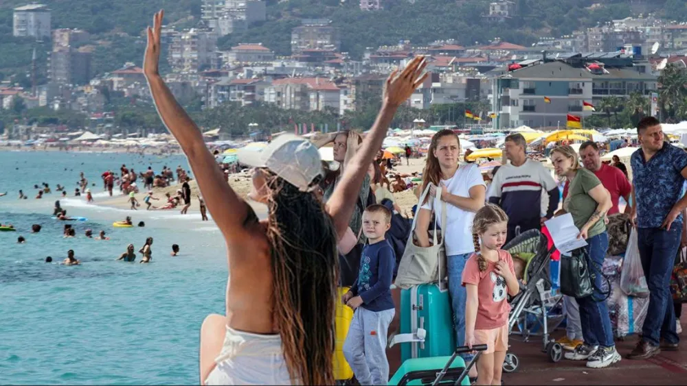İKİ BAYRAM BİRLEŞTİ.. ANTALYA