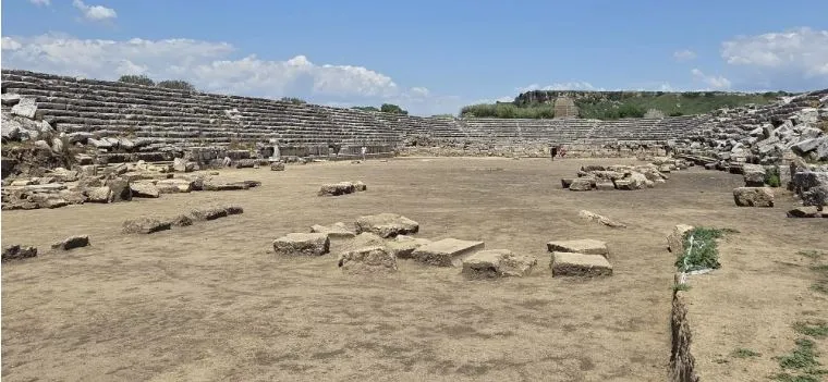 ANTALYA’DA PAMPHYLİA’NIN ANTİK KENTLERİ AYAĞA KALDIRILIYOR