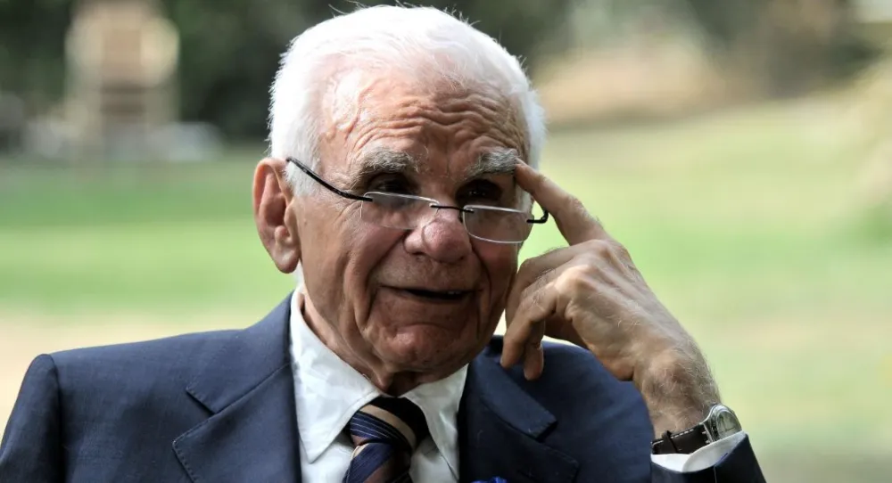 DÜNYADA YÜZYILIN EN İYİ BEYİN CERRAHI.. PROF. DR. GAZİ YAŞARGİL
