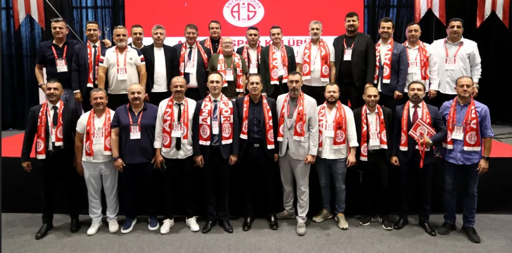 ANTALYASPOR KULÜBÜ BAŞKANI MUSTAFA ERGÜN GÜVEN TAZELEDİ 