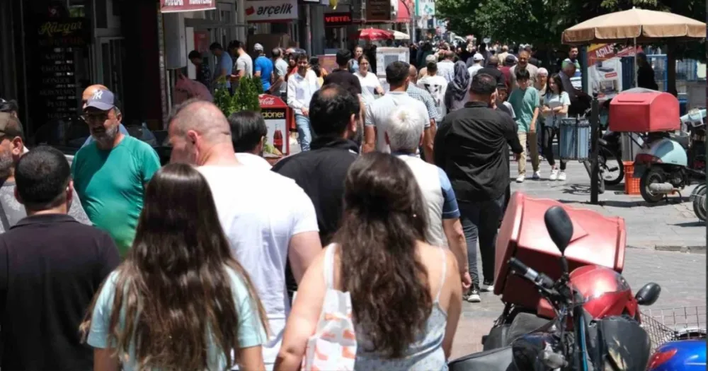 ANTALYA 2024 YILINDA 96.618 KİŞİ GÖÇ ALDI.. ISPARTA BURDUR GÖÇ VERDİ