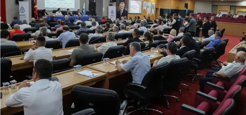 AKDENİZ BELEDİYELER BİRLİĞİ YÖNETİMİ YENİLENDİ.. ANTALYA YOK SAYILDI