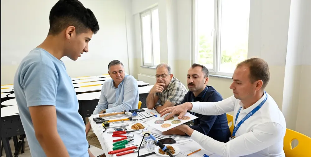 ARANAN ŞARTLAR.. MESLEKİ YATKINLIK VE BÜYÜK HAYALLER