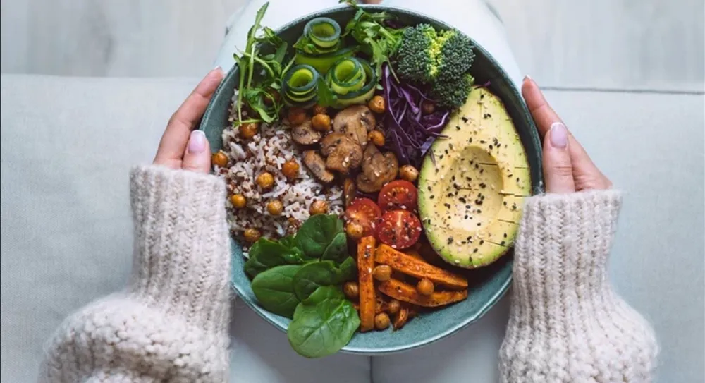 EZBER BOZAN BİR ARAŞTIRMA.. VEGAN BESLENME KANSER RİSKİNİ YÜZDE 25 AZALTTI