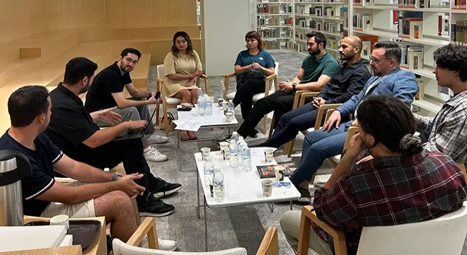 ANTALYA KÜTÜPHANESİ KİTAP KULÜBÜ OKURLARI BULUŞTURUYOR