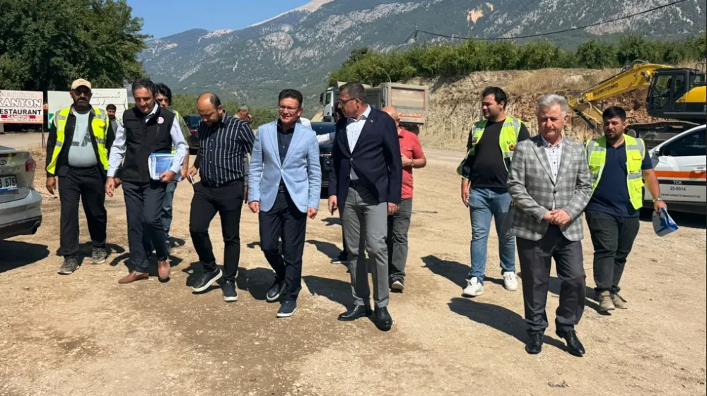 ATAY USLU ELMALI-FİNİKE YOL ÇALIŞMALARINI YERİNDE İNCELEDİ
