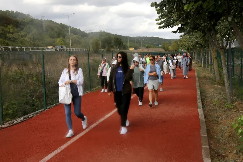 Kadınlara özel spor şenliği başladı