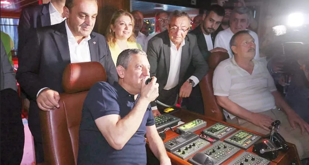 CHP LİDERİ ÖZGÜR ÖZEL HAKKINDA 4 FEZLEKE TBMM BAŞKANLIĞI’NA SUNULDU