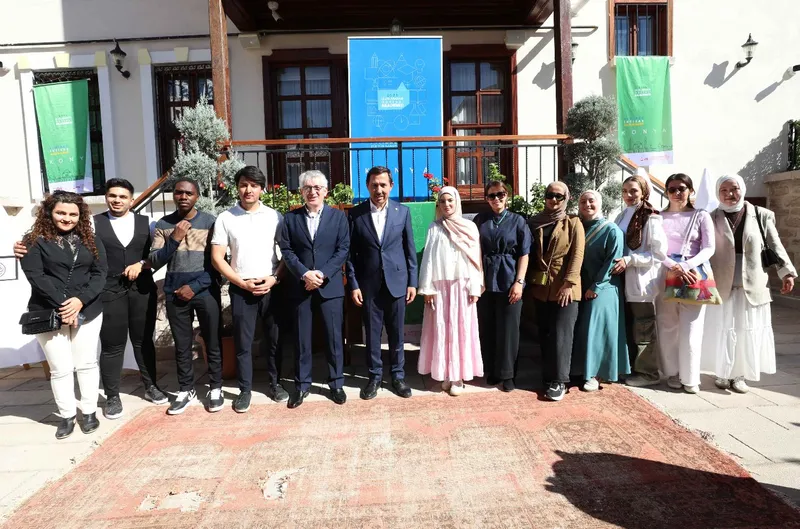GELENEKSEL TÜRK SANATLARI ÖĞRENCİ SERGİSİ KARATAY’DA AÇILDI
